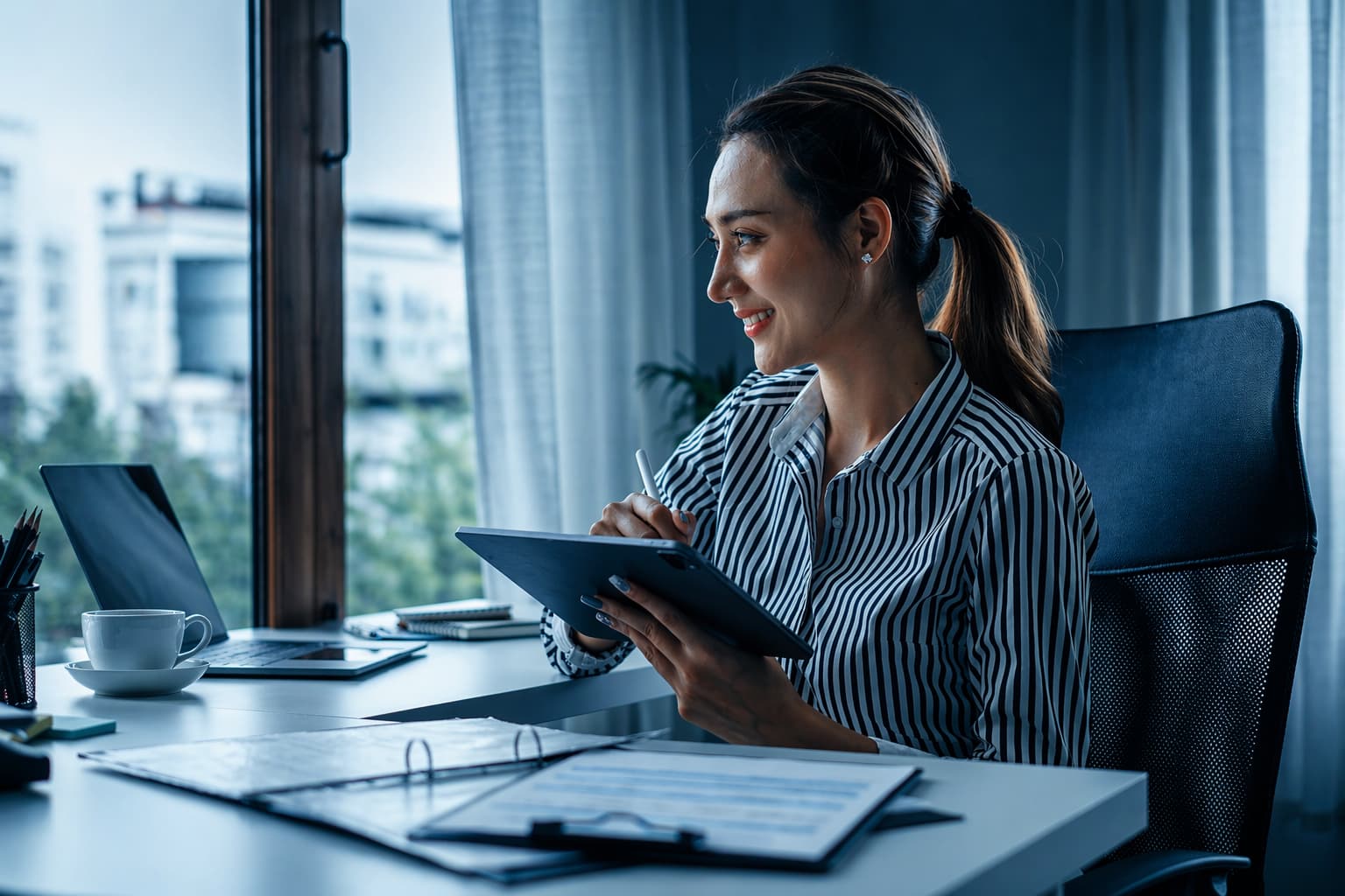 Woman reviewing IRS Fresh Start Program options with a tax professional in Plano