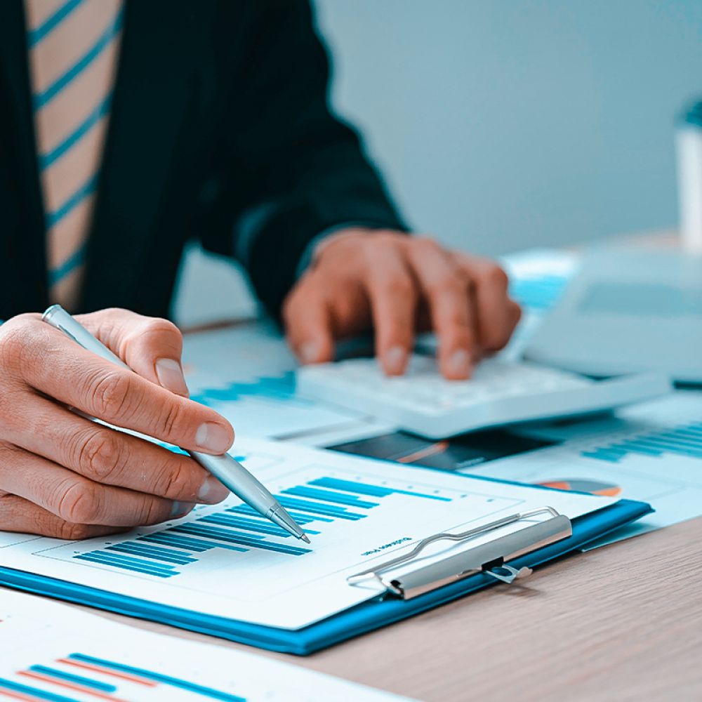Bakersfield resident researching IRS Fresh Start eligibility with Tax Law Advocates